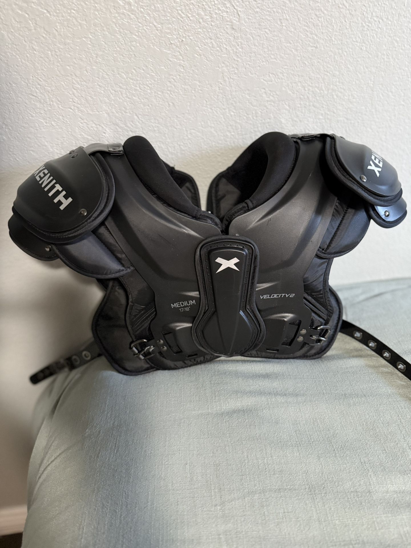 Xenith Velocity 2 Size Medium 