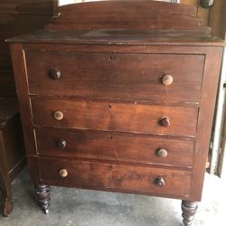 Antique 4-drawer Chest On Castors