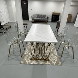 Faux Marble Dining Table w/ Golden Legs + 4 or 6 Acrylic/Gold Dining Chairs NEW / Juego de Comedor