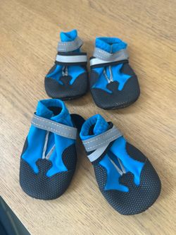 Blue Dog Boots Size M Set of 4 — Reflective Velcro, Like New