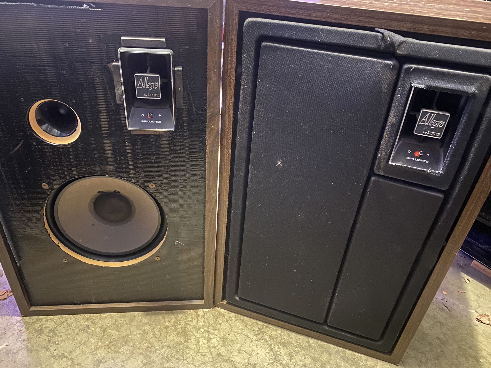 Zenith Allegro 3000 Speakers Set