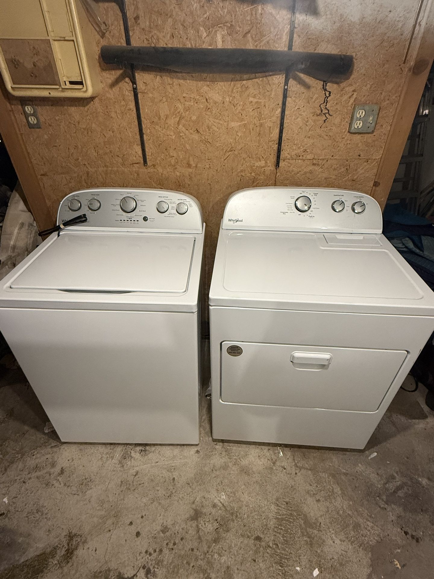 Whirlpool Top load Washer & Electric Dryer 