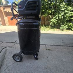 Husky Air Compressor 20 Gallon 