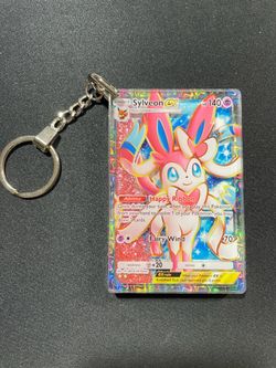 Sylveon ex Liquid Holo Keychain