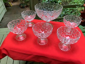 Vintage Glass Strawberry Bowl Set