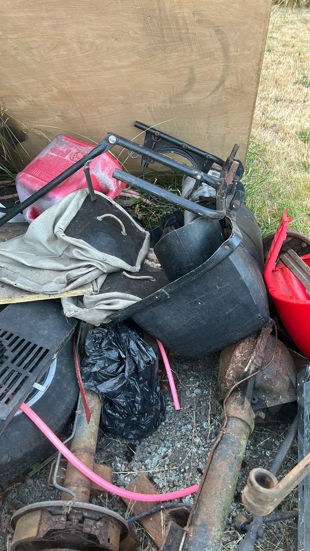 30 Inch Honda Rear Badger And 3/4 Of The Shoot