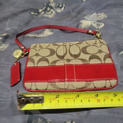 COACH  WRISTLET