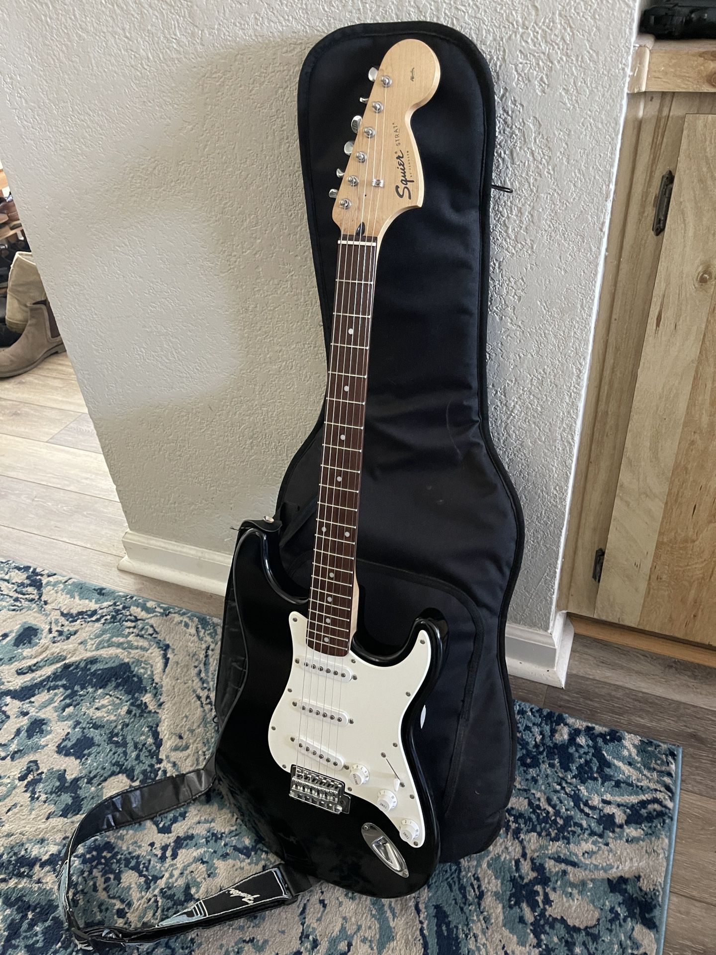 Fender Squire Strat Black White Electric Guitar W Case