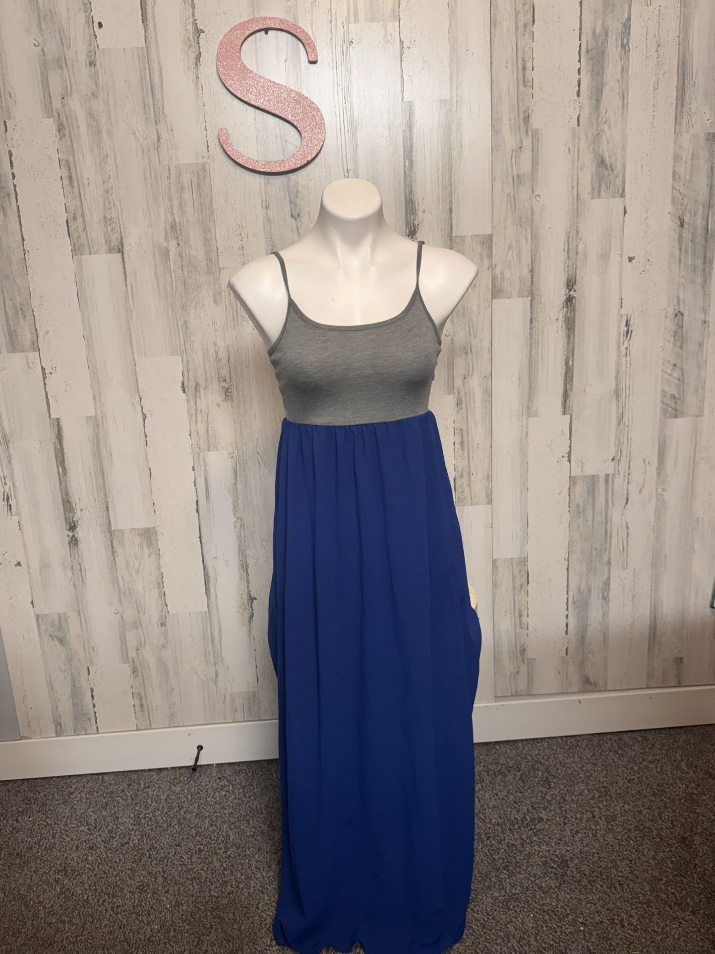Blue maxi dress size small