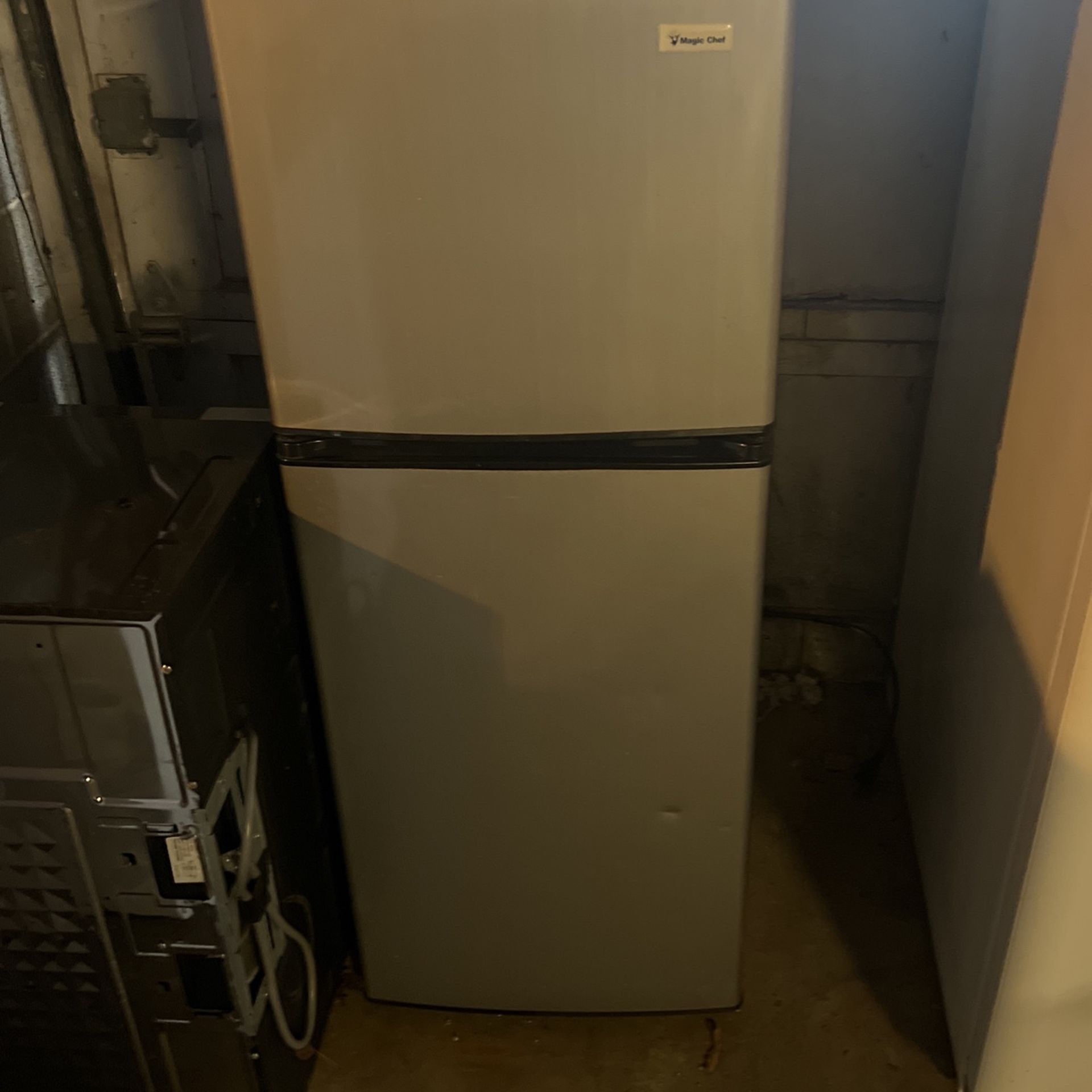 Magic chef freezer in the fridge raider