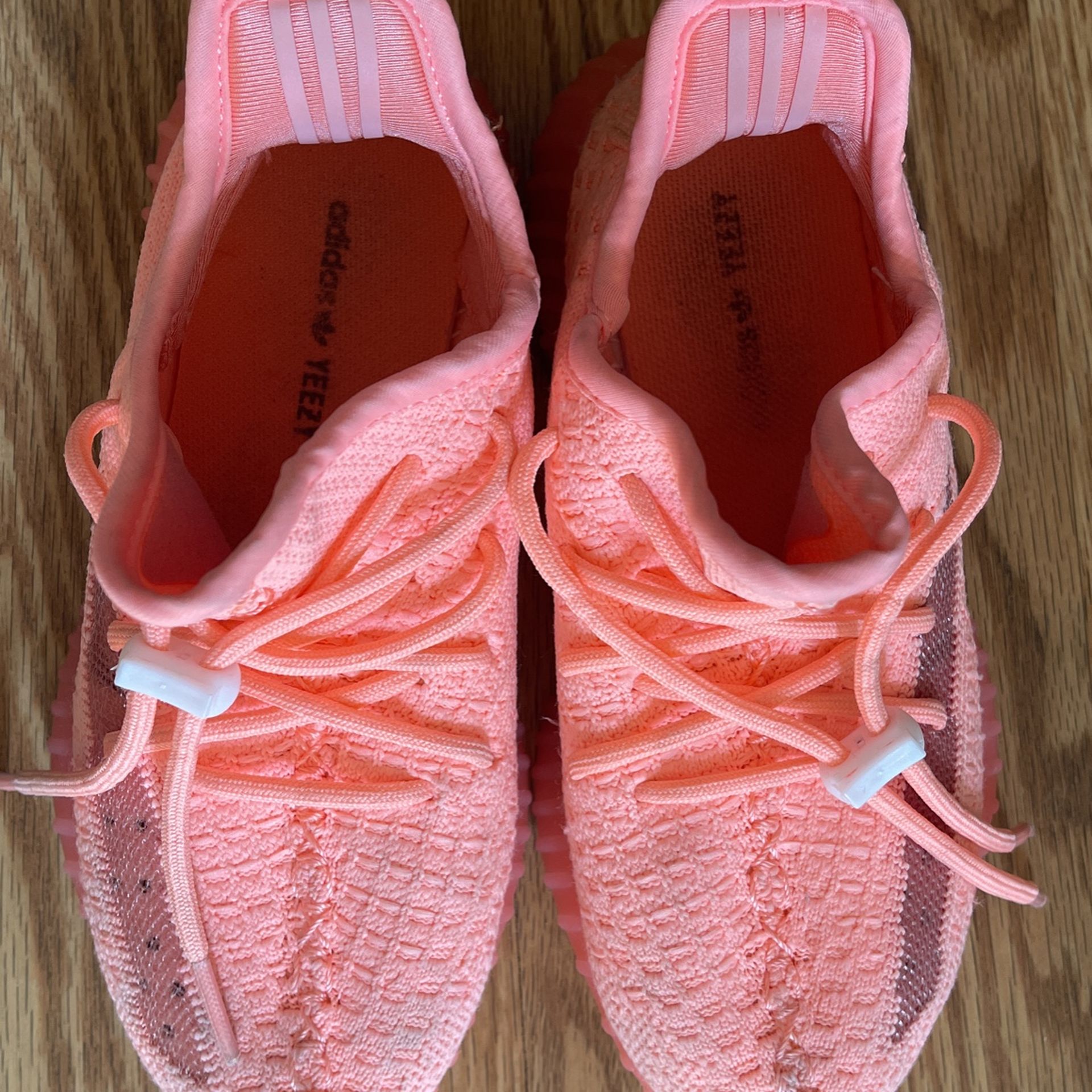 Pink Yeezy Sneakers Boys EUC Adidas Yeezy Boost 350 V2 Pink