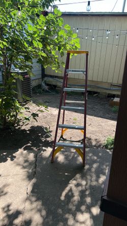 Werner Fiberglass  6ft ladder