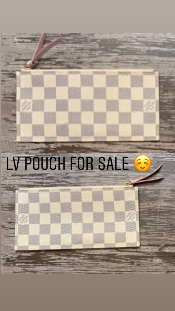 Louis Vuitton pouch for Sale in Corpus Christi, TX - OfferUp