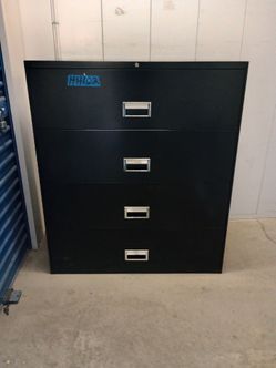 Metal file cabinet $ 160