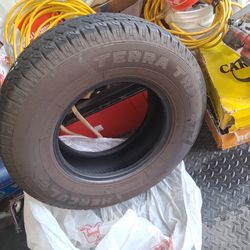 HERCULES TERRA TRAC HTS TIRE