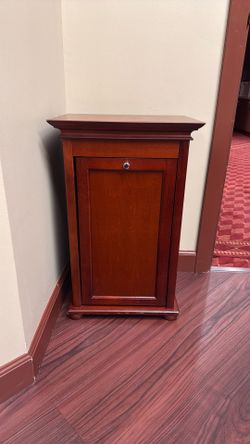 Night stand