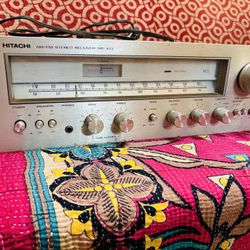 1977 Hitachi Stereo Receiver