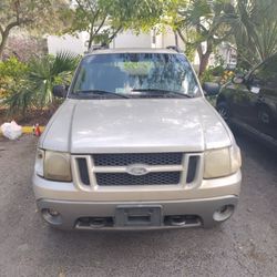 2002 Ford Explorer Sport Trac