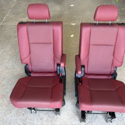 Seats 2021 Lexus GX460