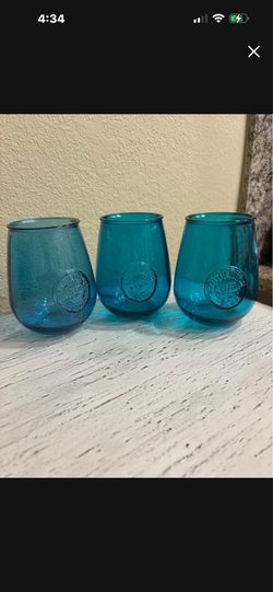 3 Blue glasses