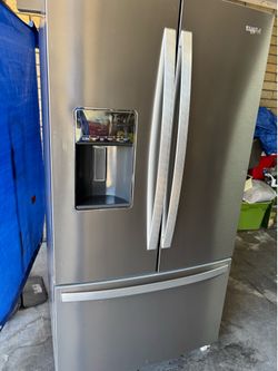 Fridges for sale are Plugged in free Deliver
