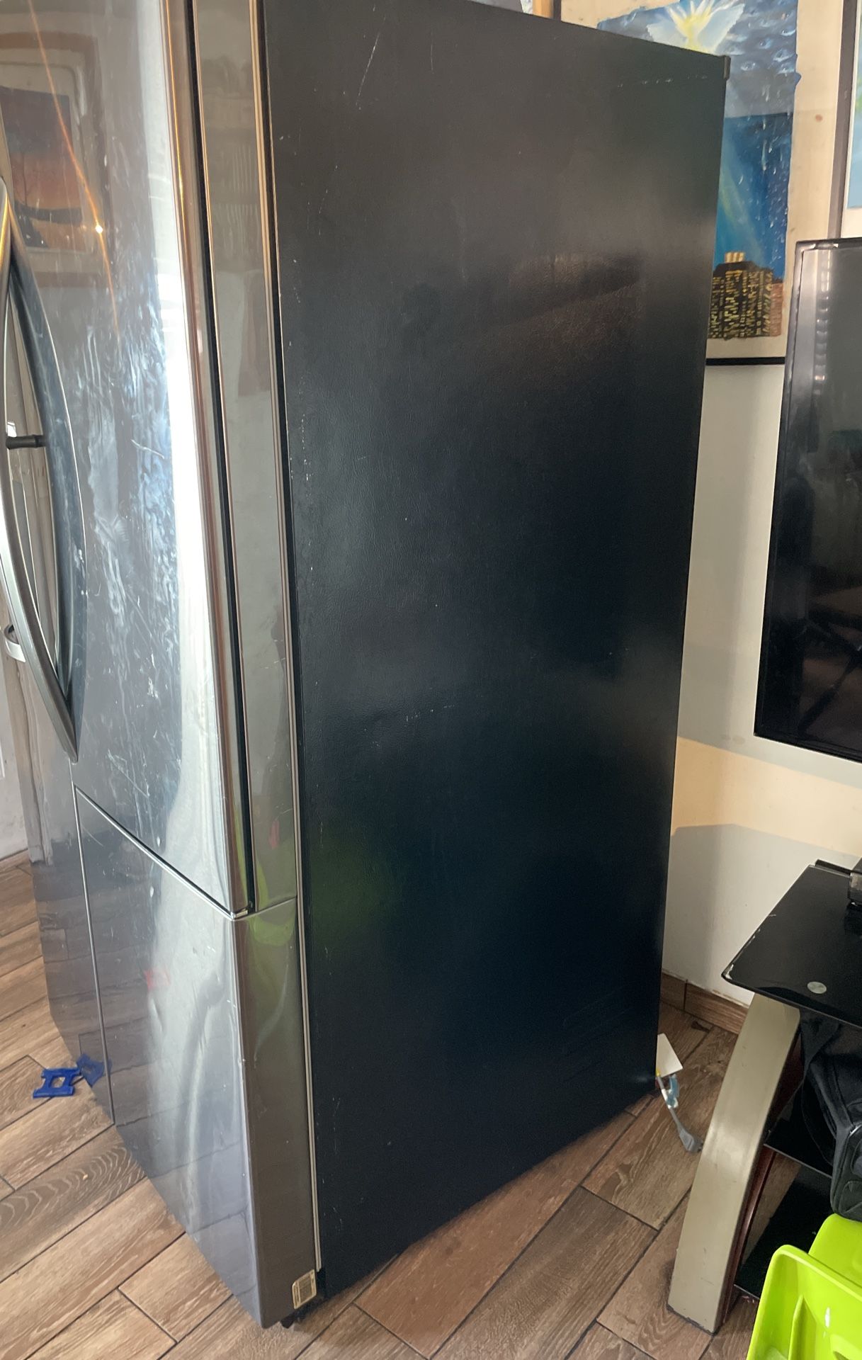 Broken! LG Fridge