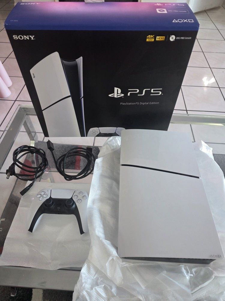PLAYSTATION 5 SLIM DIGITAL / IMPECABLE COMO NUEVO