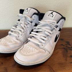 Nike Air Jordan Men's Size 10.5 Mid White/Black-White-Black (DQ8426 132)