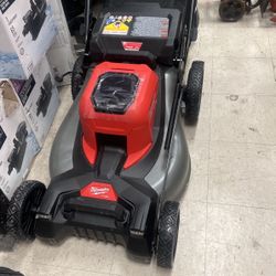 M18F2LM53-0 18v Wireless Fuel 53" Self-Propelled Lawn Mower Body Only