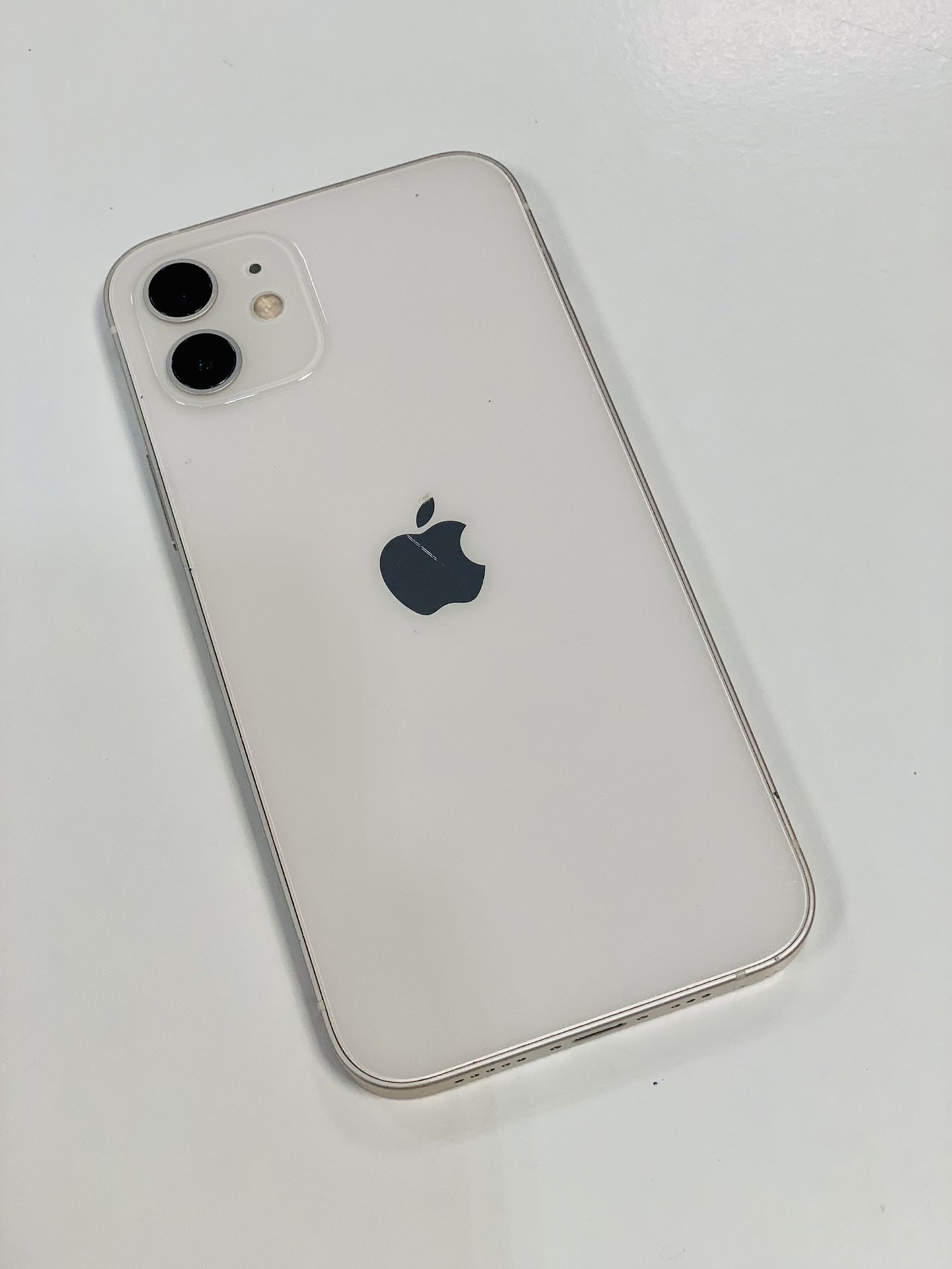 IPhone 12 Fully unlocked
