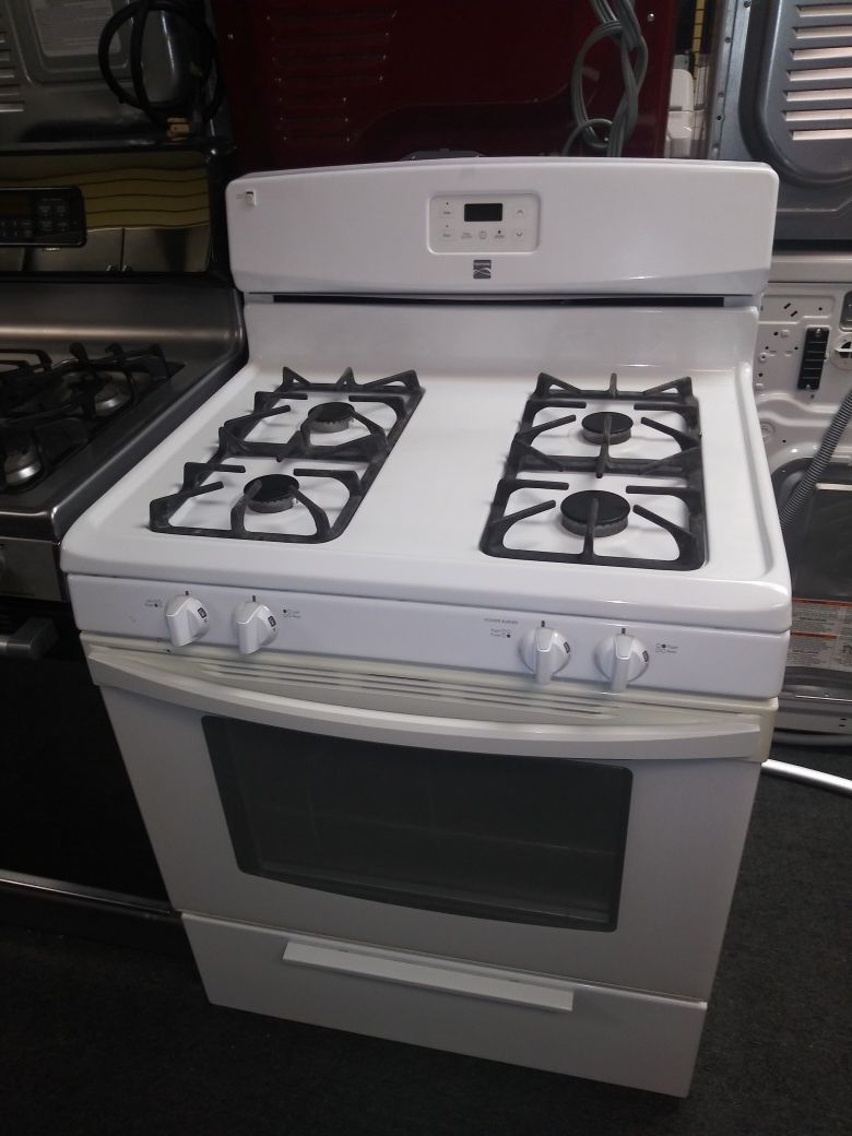 Kenmore white gas stove in exellent condition