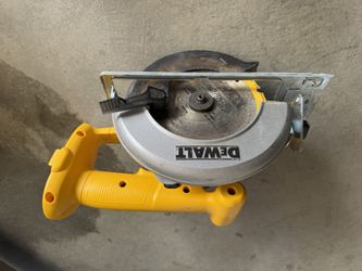Dewalt Saw
