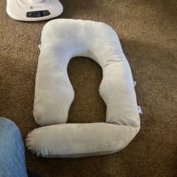 Momcozy Pregnancy Pillow 