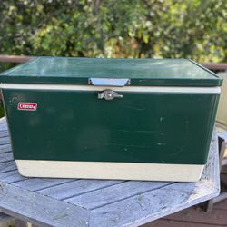 Coleman, Coleman Cooler, Cooler, Igloo, Ice, Camping, Camping Equipment 