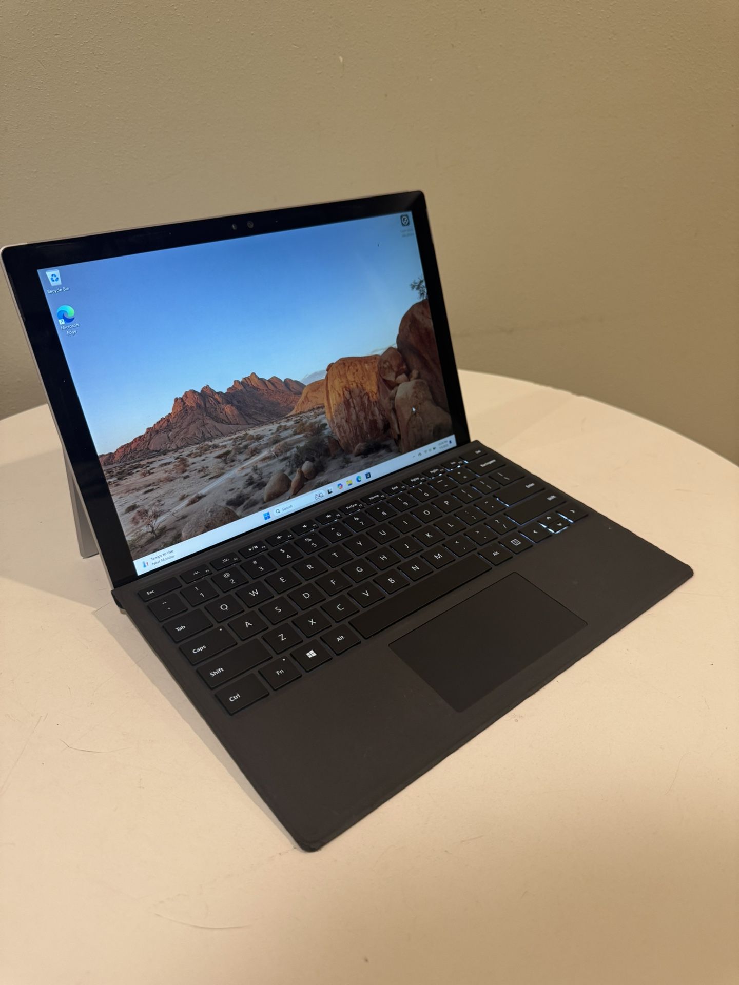 Microsoft Surface Pro 4 Laptop Tablet PC Windows 11