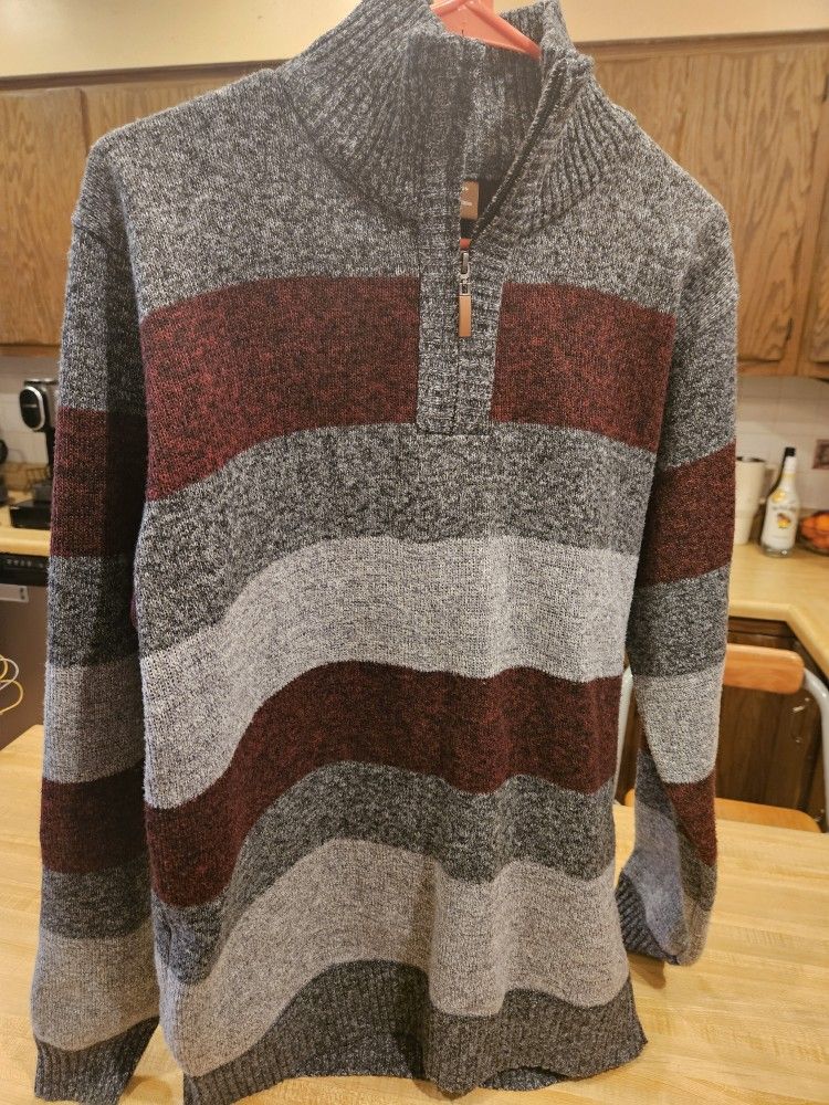 USICON Striped Quarter Zip Sweater - Size L