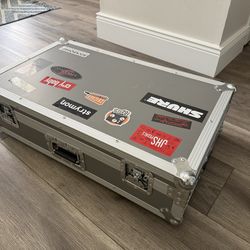 Rockboard Pedalboard w/Flight Case & Patch Bay