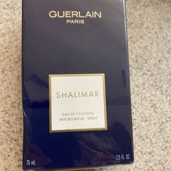 GUERLAIN  PARIS 