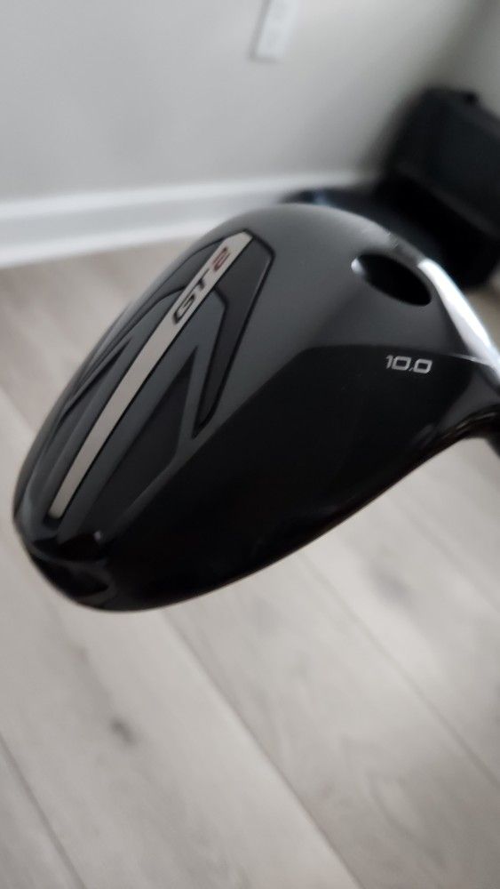 Titleist GT2 10-degree Driver in Excellent condition 