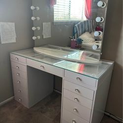 Makeup Vanity 