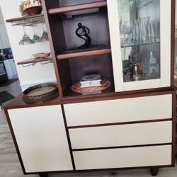 Modern Bar Cabinet 