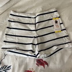 Size 6 Unworn Nautical Shorts 