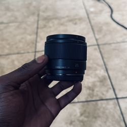LUMIX 25m Lens