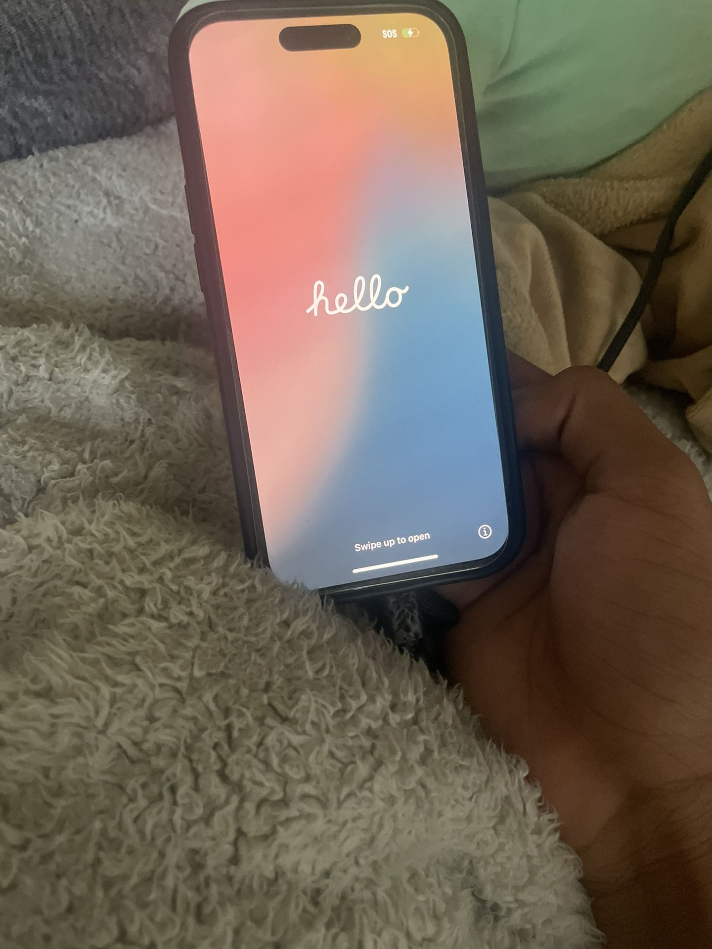 Apple Iphone 15 128gb Cricket locked