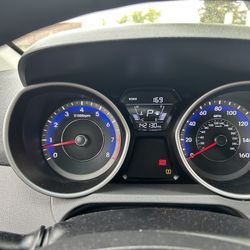 Hyundai Elantra 2015