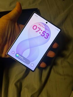 UNLOCKED Samsung Galaxy Z Fold 8 Lavender 512 GB - Perfect Mint Condition