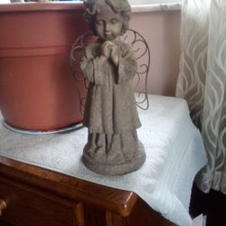 Angel Statue 