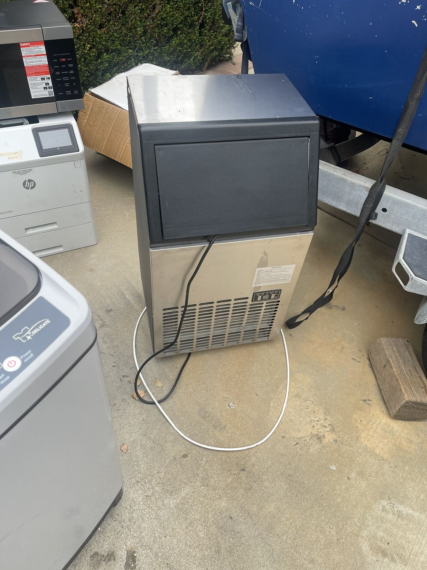 Industrial Ice Machine