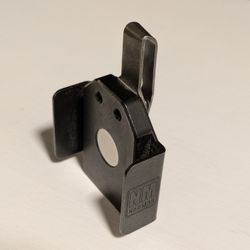 Neomag Magnetic Pocket Magazine Holder