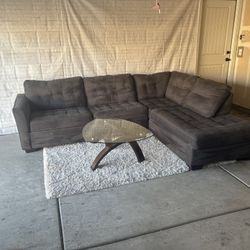 Free Delivery! Dark Charcoal Sectional Sofa – Tufted Cushions & Chaise